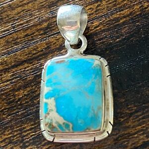 Mine 5 Turquoise Pendant set in 925 Sterling Silver
